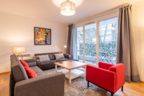 Lille Centre - Cozy ap with terrace & parking